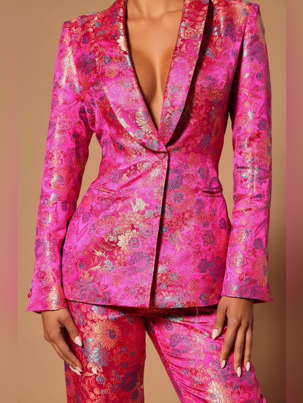 Nova LUXE Pink Floral Brocade Tailored suit Set - Picture 3 of 7